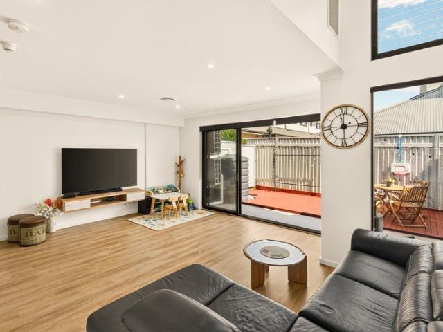 Townhouse for sale in Sydney, New South Wales