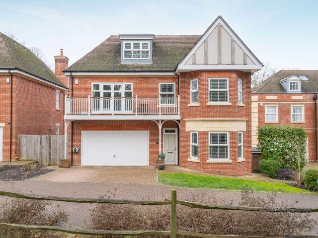 House for rent in Sunningdale