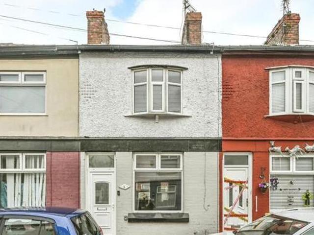 House for sale in Calderstones