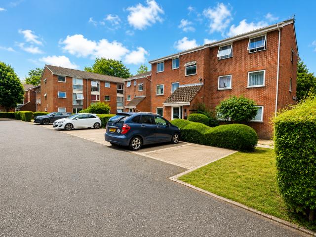 Apartment for rent in London Borough of Ealing, Greater London