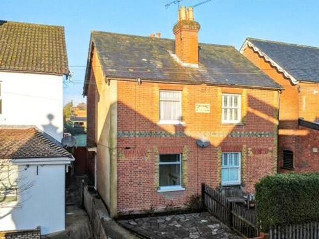 House for sale in Ascot