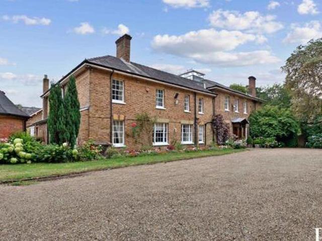 House for sale in Windlesham, Surrey Heath