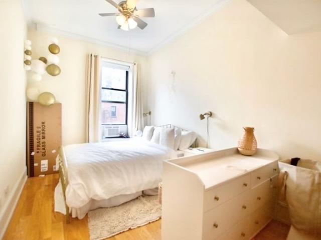Room for rent in Arverne, New York