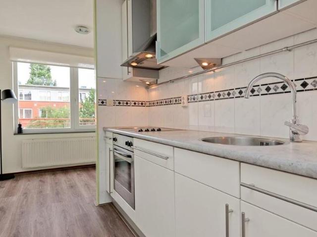 Appartement te huur in Laak, Zuid Holland
