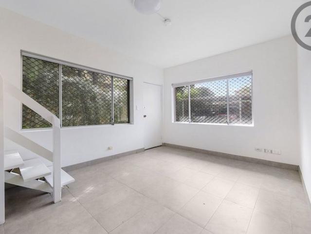 Townhouse for rent in Wiley Park, Sydney