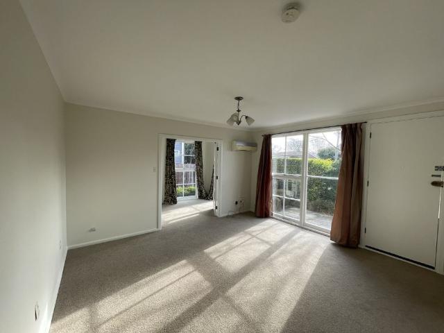 Apartment for rent in Heathcote, Canterbury