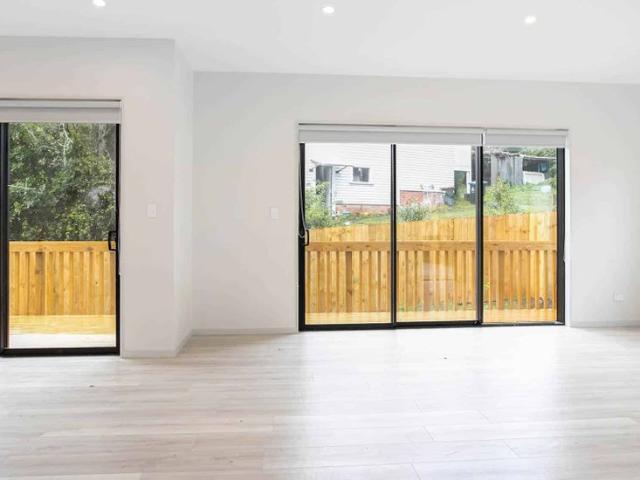 Townhouse for rent in New Windsor, Oroua County