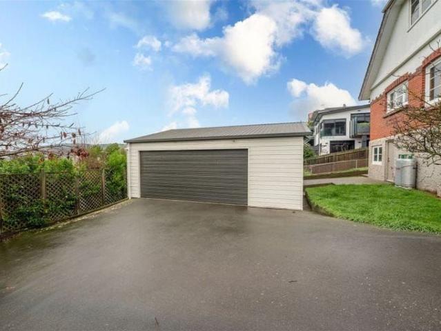 House for rent in Otakou