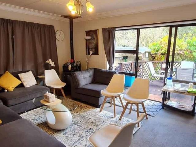 House for rent in Otakou