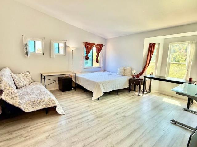 Room for rent in Jacumba, California