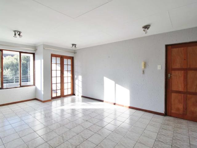Apartment for rent in Douglasdale, Randburg