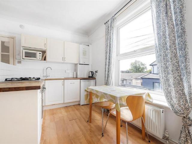 Apartment for rent in London Borough of Croydon, Greater London