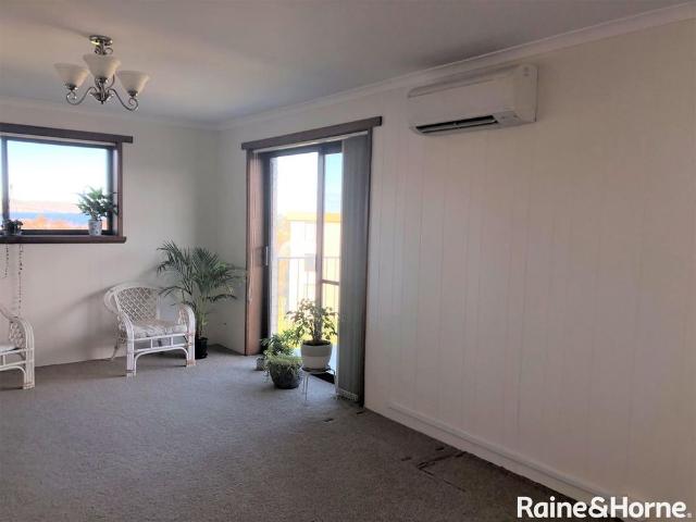 Apartment for rent in Bellerive, Hobart