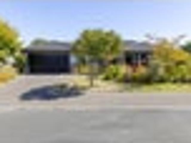 House for sale in Hilltop