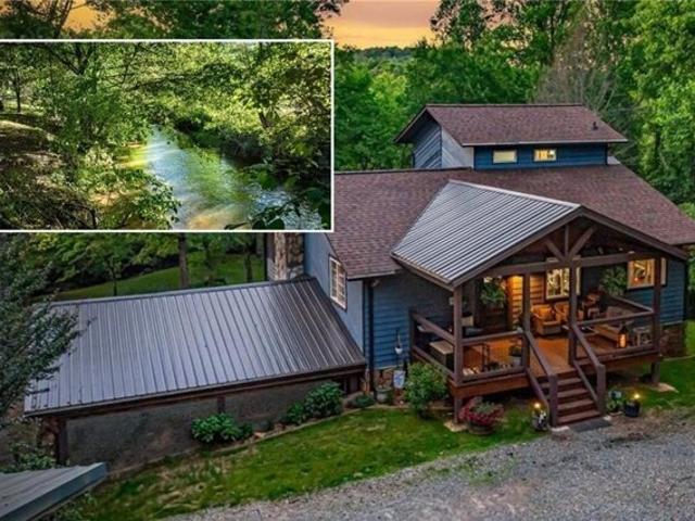 House for sale in Blue Ridge