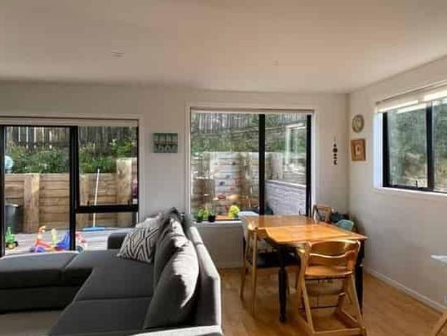 Townhouse for rent in Johnsonville East, Wellington