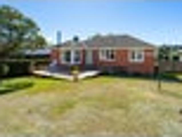 House for sale in Otakou