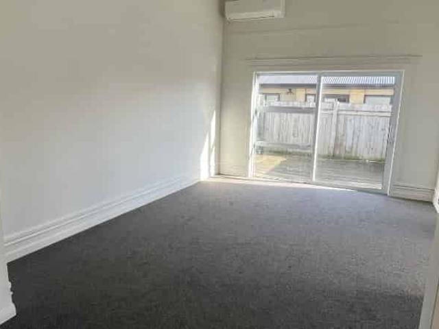 Apartment for rent in Otakou