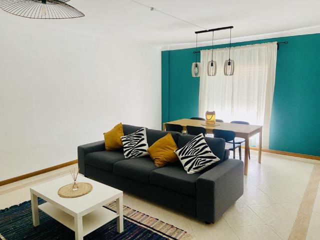 Apartamento alugar em Afonso Costa, Setúbal