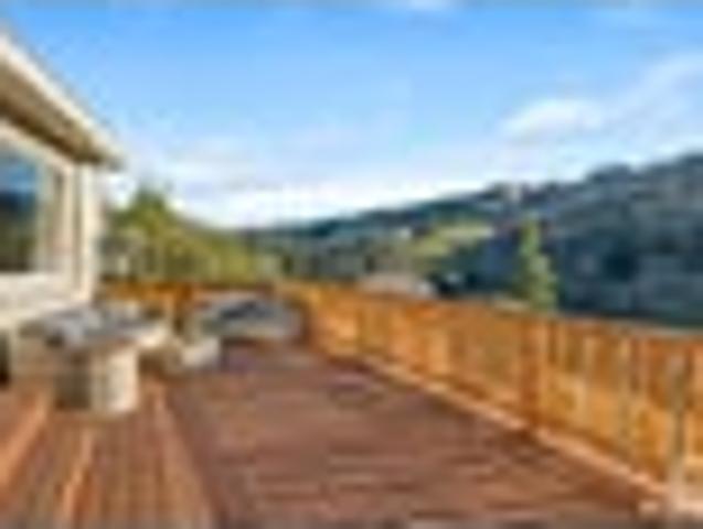 House for sale in Otakou