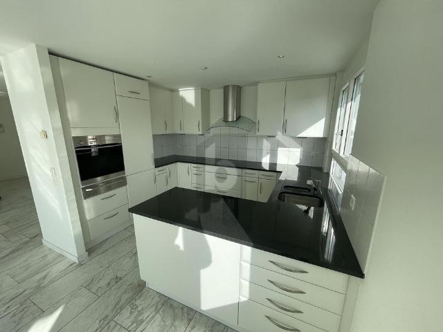 Haus mieten in Bottmingen, Basel-Landschaft