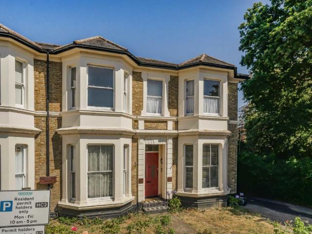 Apartment for rent in Hendon, Greater London