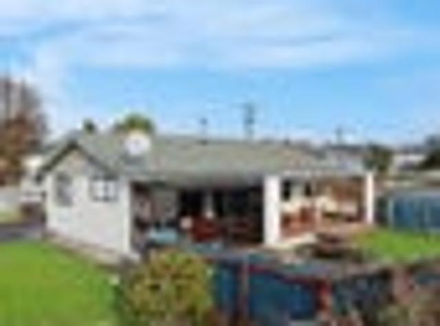House for sale in Motatau, Southland