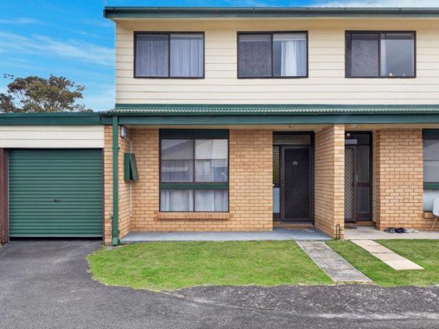 Townhouse for rent in Long Jetty, Central Coast Council