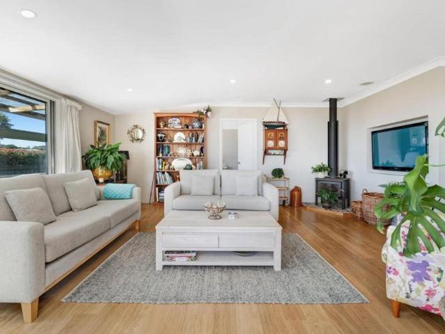 House for rent in Whangaparaoa