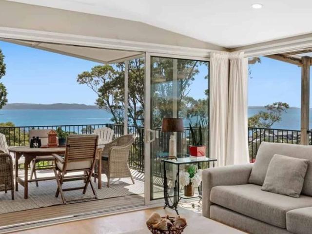 House for rent in Whangaparaoa