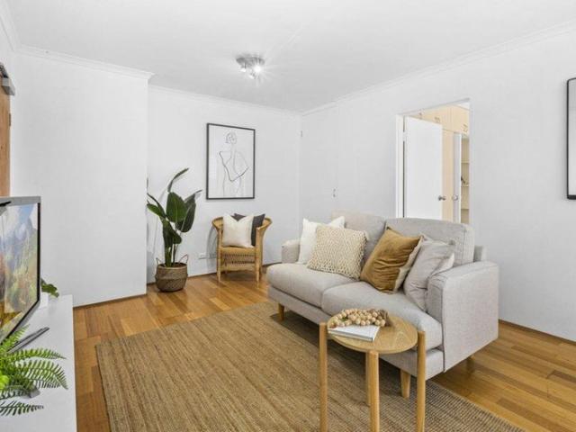 Apartment for rent in Elizabeth Bay, Sydney