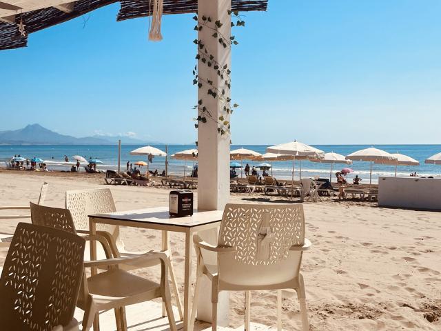 Apartamento en alquiler en Alicante, Valencia