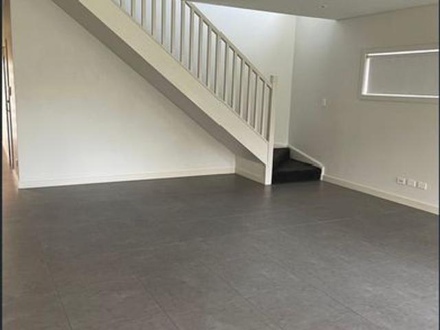 House for rent in Picnic Point, Sydney