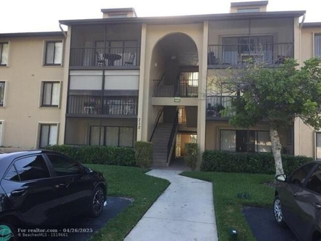 Condo for sale in Greenacres