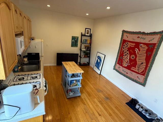 Room for rent in Arverne, New York