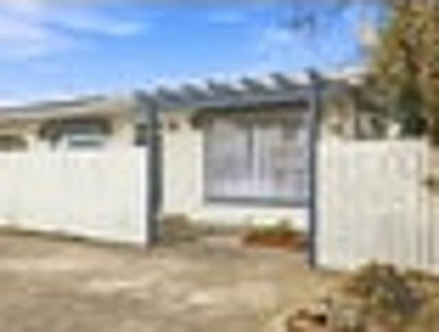 Townhouse for sale in Spreydon, Canterbury