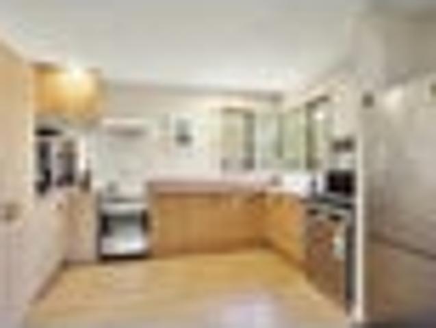 House for sale in Charing Cross, Canterbury