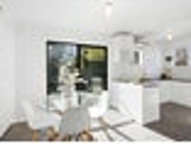 House for sale in Chaslands, Canterbury