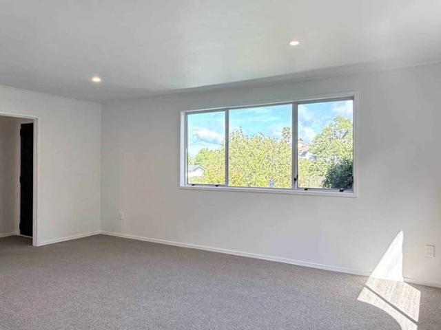 House for rent in Sunnynook, Oroua County