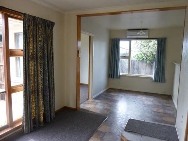 House for rent in Chaslands, Canterbury