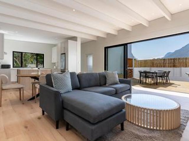 House for sale in Hout Bay, Western Cape