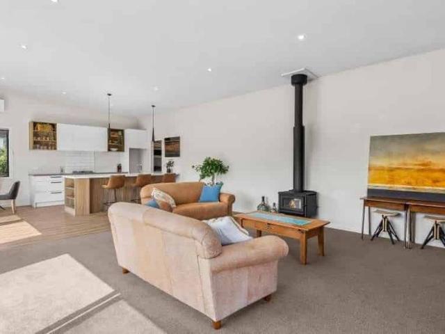 House for rent in Peninsula Bay, Wānaka