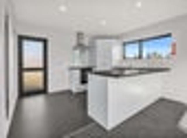 House for sale in Dorie, Canterbury