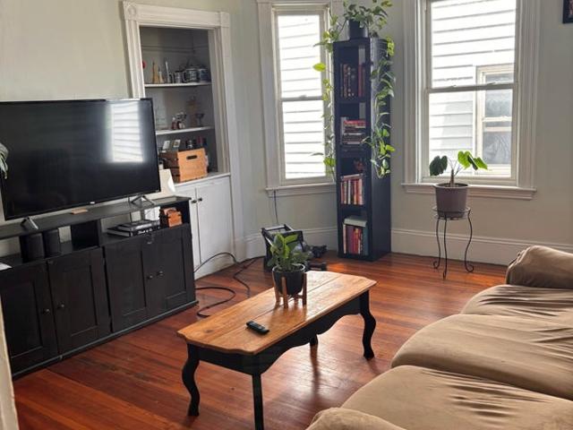 Room for rent in Somerville, Massachusetts