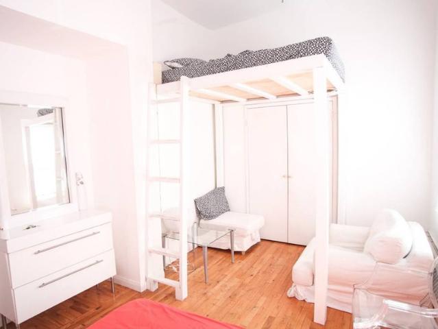 Room for rent in Arverne, New York