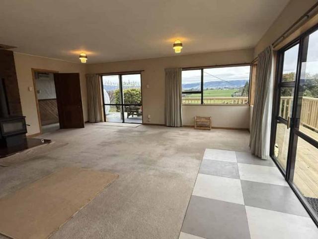 House for rent in Otakou