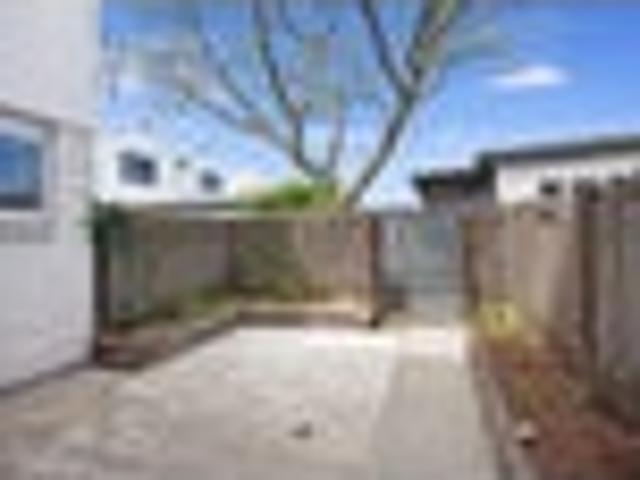 Apartment for sale in Waltham, Canterbury