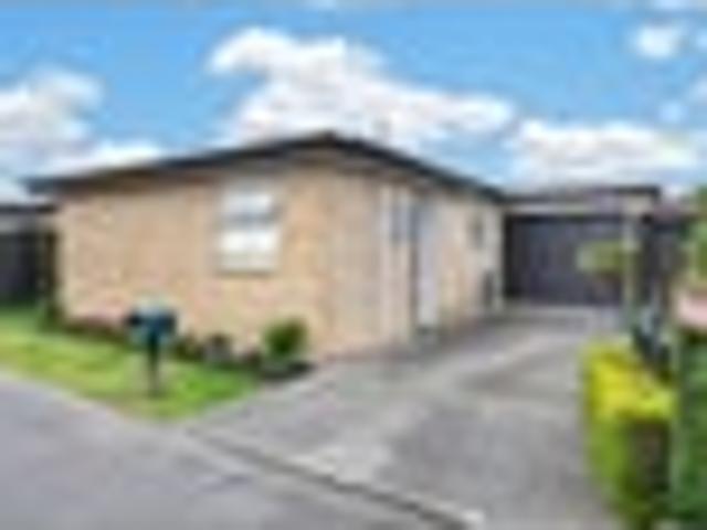 Townhouse for sale in Hillmorton, Canterbury