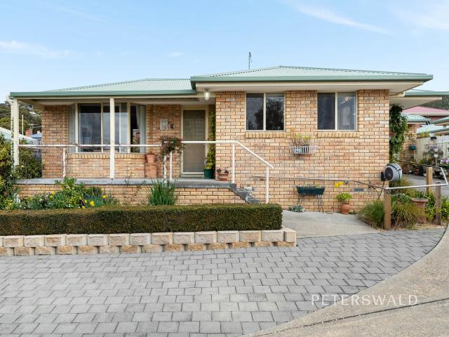 House for sale in West Hobart
