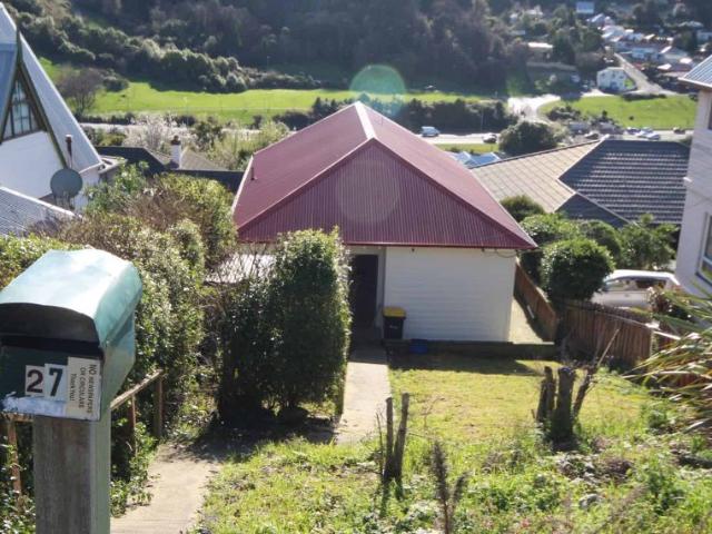 House for rent in Otakou